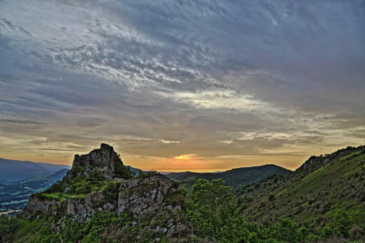 Gite D'Etape De Roquefixade Exteriér fotografie